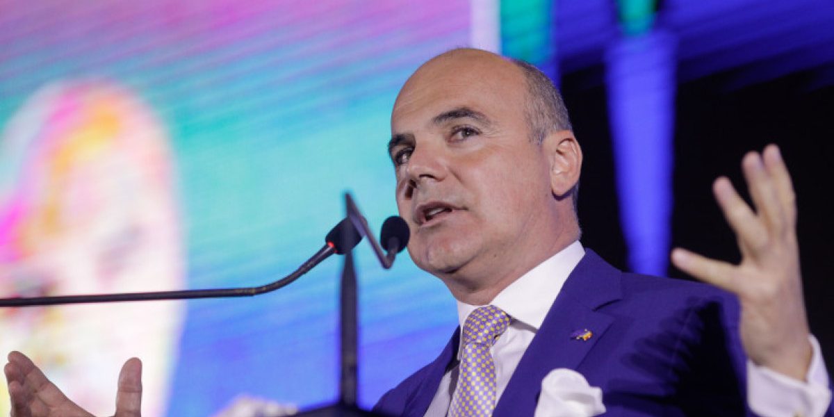 Rareș Bogdan îl atacă pe Bolojan: Ipocrizie, votați PSD dar blocați liberali