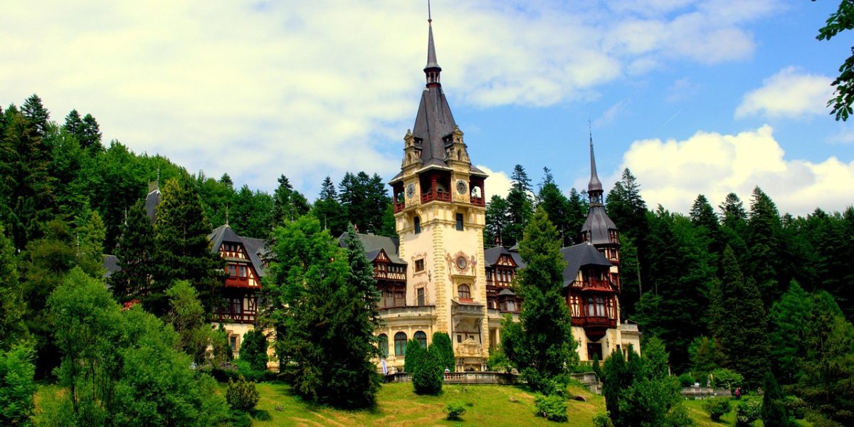 Evadare la Sinaia: Prețuri, traseu și răcoare de 18 grade din București