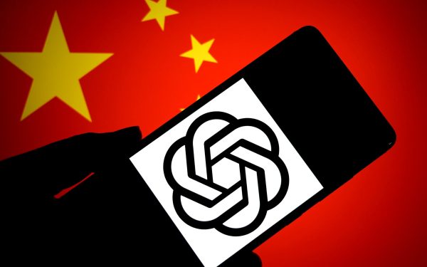 China manipulează Occidentul cu ChatGPT, ironie socialistă