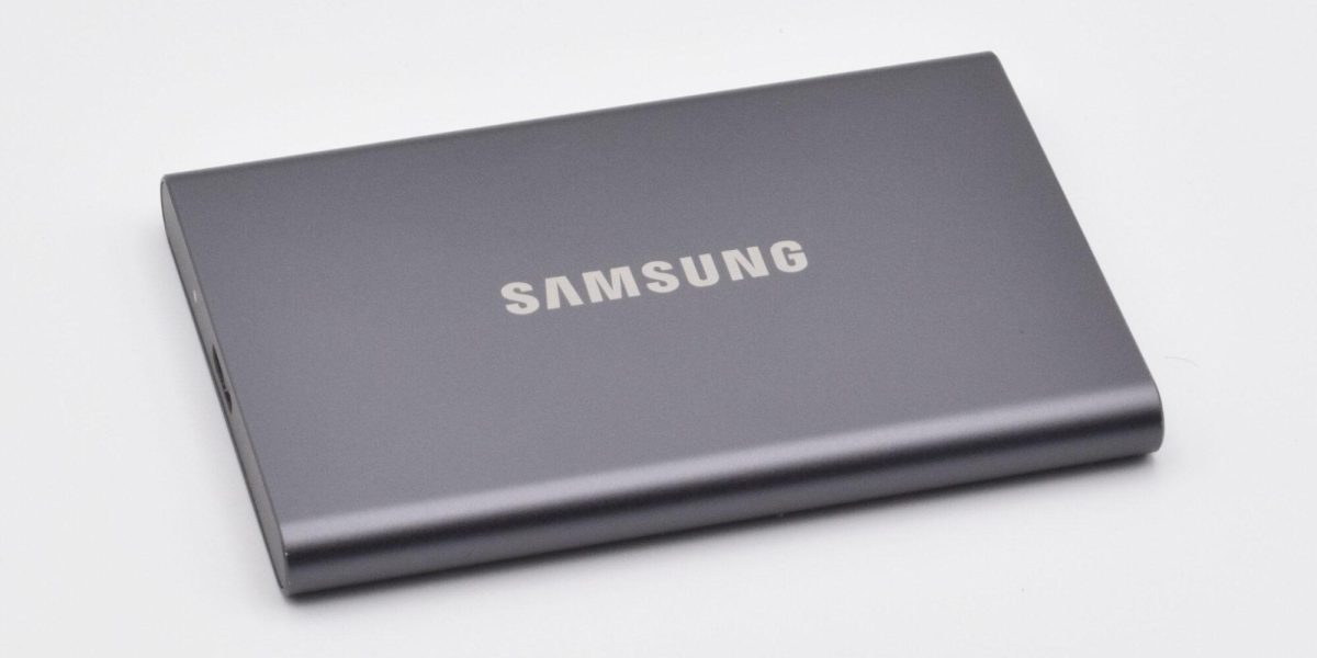 Samsung T7 2 TB: Viteza SSD extern, adio hard disk lent