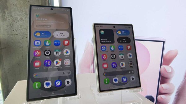 Pliabilele în chart, Samsung conduce piața tech