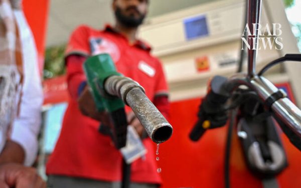 Pakistan: Scumpiri carburanți din cauza războiului SUA-Iran