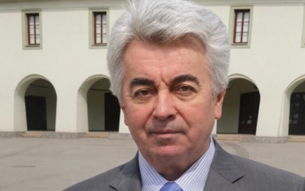 A murit profesorul Matei Pamfil