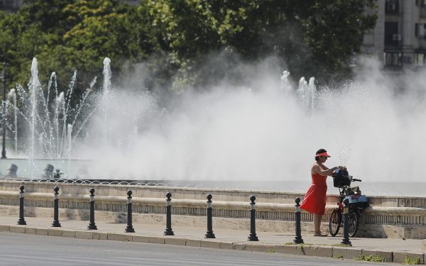 Iulie vine cu caniculă. Temperaturile sar peste normal