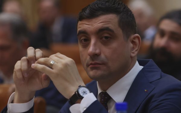 Simion, discuții informale cu Nicușor Dan pentru Guvernul Veștea