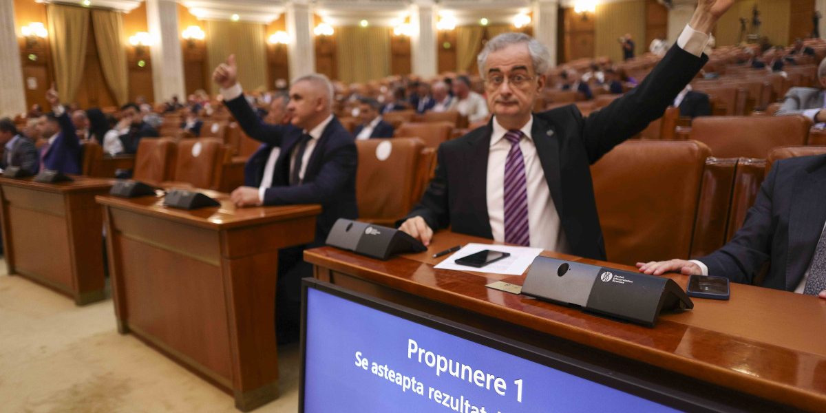 Sesionare Parlament: Legi PNRR la vot până vineri