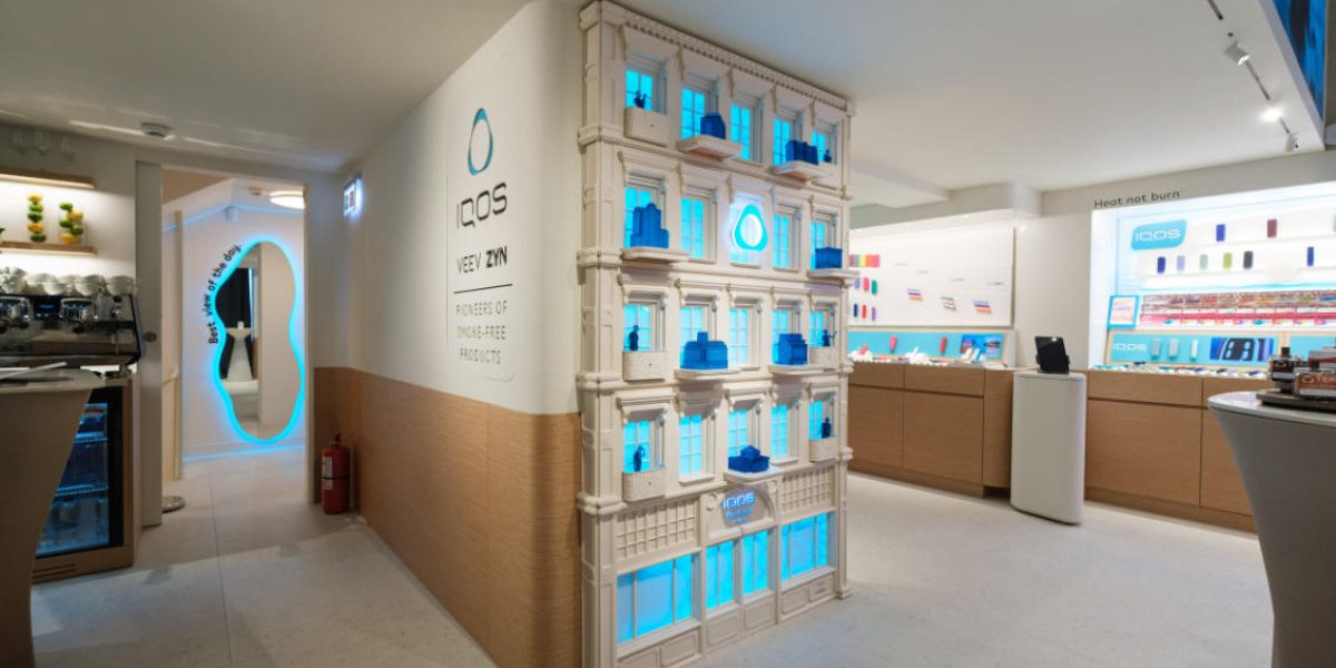 Noul IQOS Boutique Victoriei: Artă, inovație și tehnologie la un loc