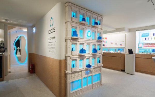 Noul IQOS Boutique Victoriei: Artă, inovație și tehnologie la un loc