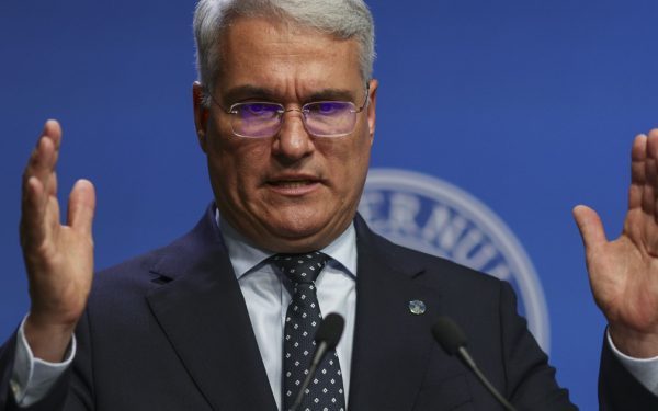 PÎSLARU: Statul eCAPABIL să-i salveze pe cei vulnerabili