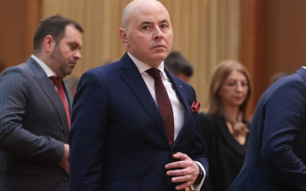 PNL către Nicușor Dan: Nu ne cereți să salvăm PSD