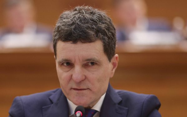 Zegrean șochează: Președintele să forțeze guvernul, Nicușor Dan e neconstituțional