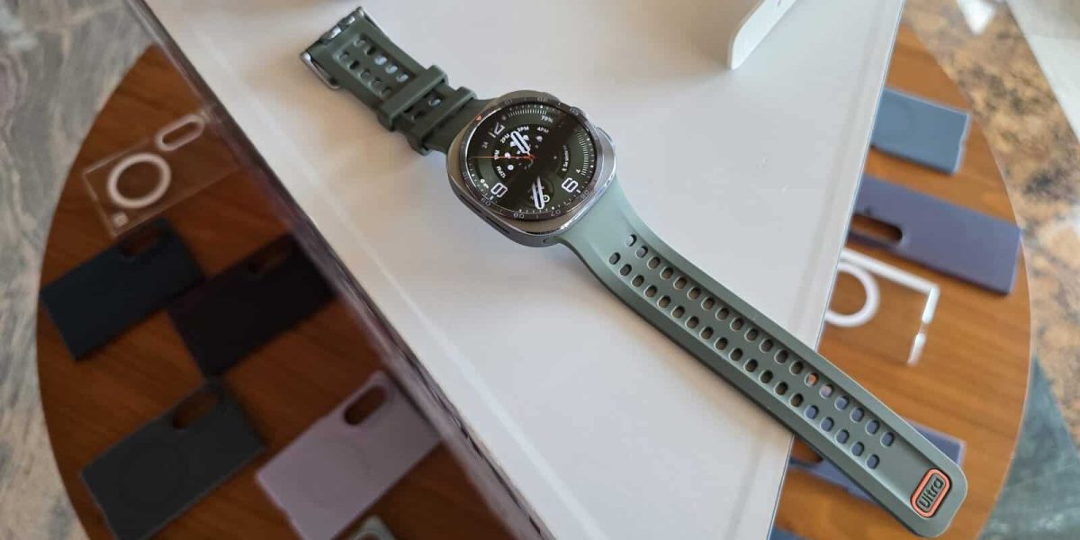 Samsung Galaxy Watch Ultra 2: AI, 800 mAh, scufundări profesionale