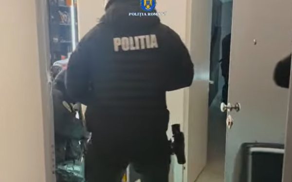Zeci de percheziţii în cinci judeţe, în urma unor suspiciuni de fraudă la BAC 2026. Cinci persoane, reținute. Cum funcționa rețeaua