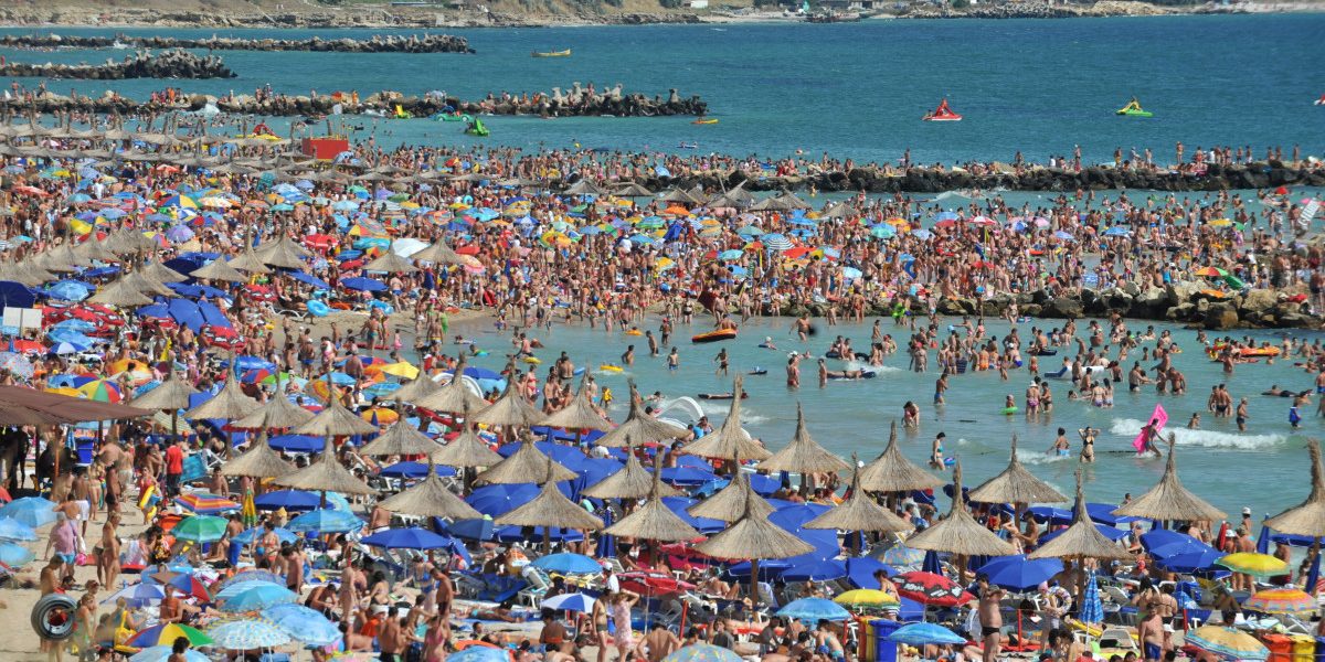 Buzoianu, LITORAL cu acces liber: 30% din plajă, neocupată