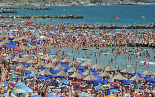 Buzoianu, LITORAL cu acces liber: 30% din plajă, neocupată