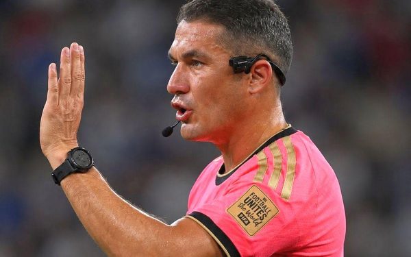 Kovacs, la CM: FIFA a decis cine arbitrează primele optimi