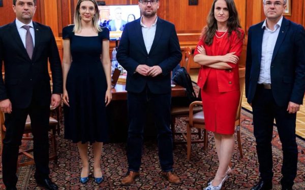 Cionlănel de la USR agită apele: Alegeri anticipate, singura soluție