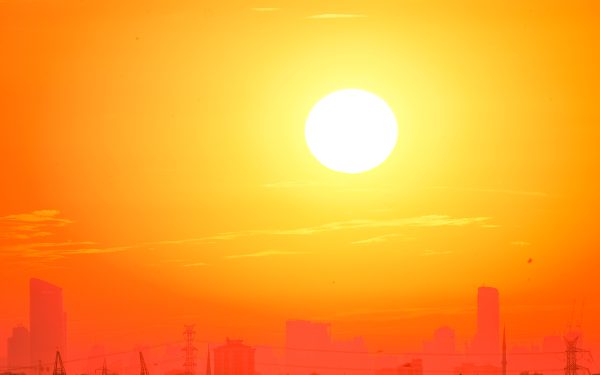 București: Caniculă și ploi torențiale, pericol nopți tropicale