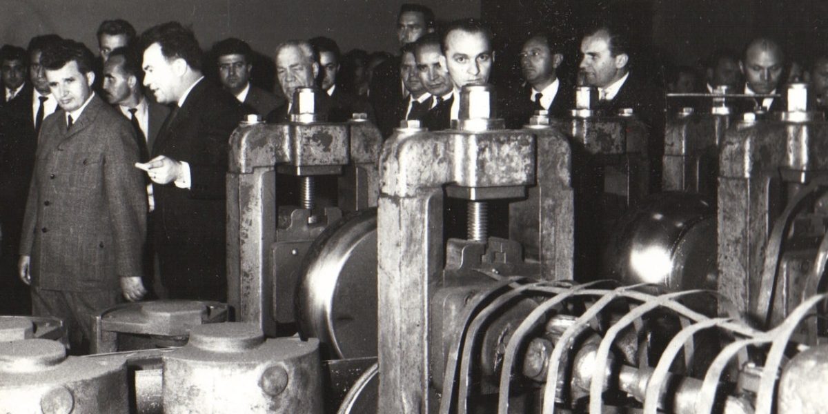 Industria comunistă: „Fabrică de nimic” cu 3 luni înainte de 1989
