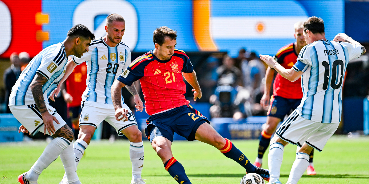 Finalist Mondial, pe Camp Nou: transferul exploziei