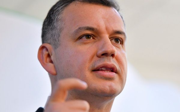 Tomac: Peste 1500 de primării, ținta reformei administrației