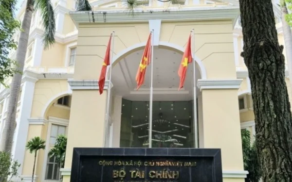 Finanțele României: 131 proprietăți zise „dormind”