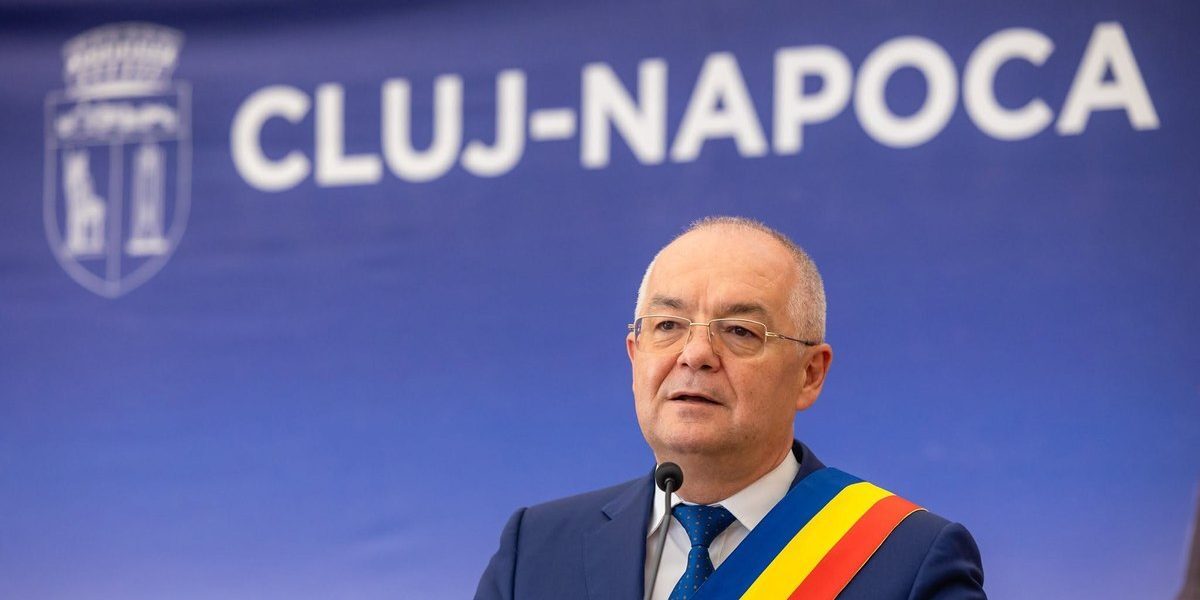 Clujul, sufocat de mirosuri. Boc oprește îngrășămintele: „Să nu se repete”