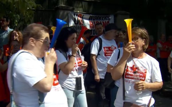 PÎSLARU: Sindicatele blochează salarii mai mari. O șansă ratată