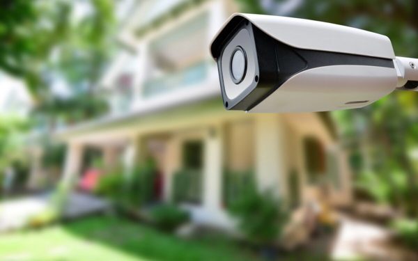 DVR sau NVR: Ce alegi pentru supravegherea ta