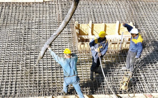 Salarii în România: Unde găsești joburi, dar economia scade