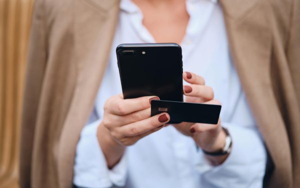Românii au portofel digital german, dar riscă securitatea