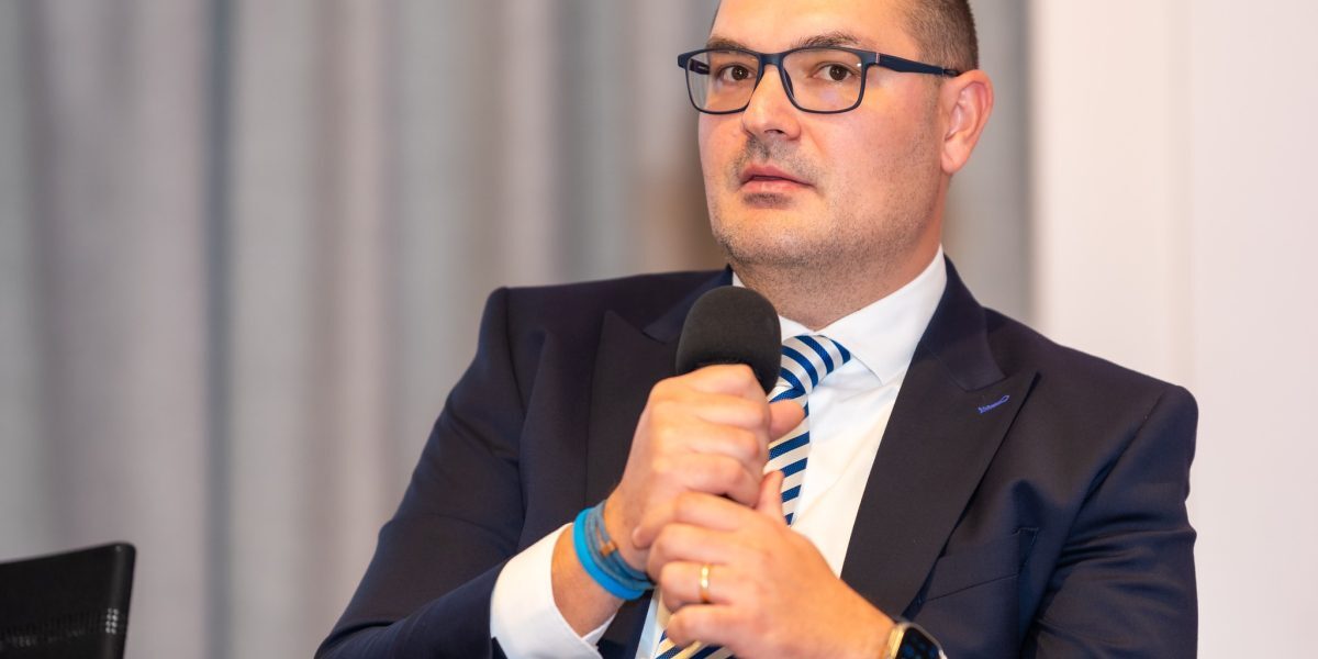 Furtuni și inundații: Peste 10,5 milioane lei daune pe CASCO