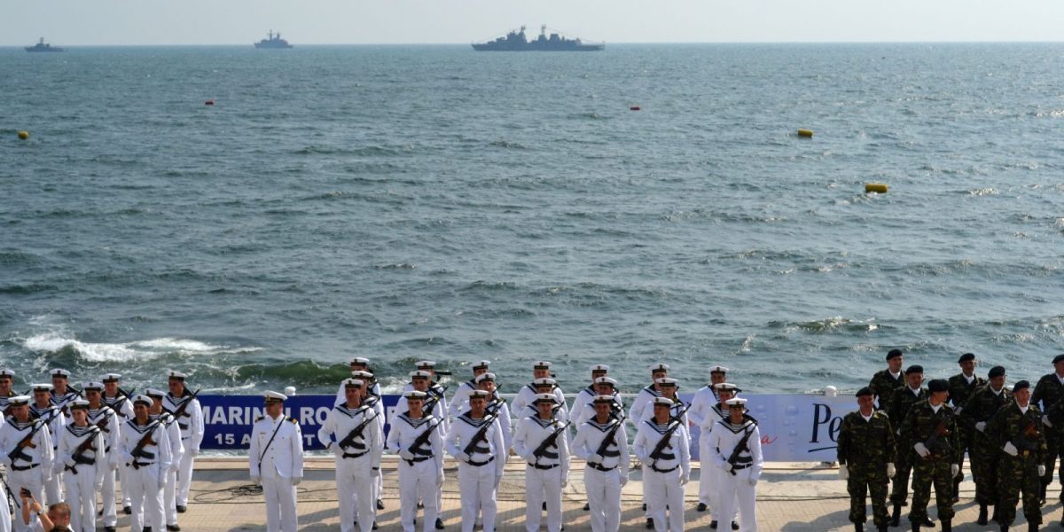 Constanța: Ziua Marinei, spectacol naval cu 3.500 de militari