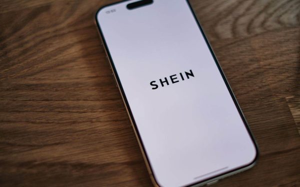Shein, lovită de tarife și pierderea facilităților vamale
