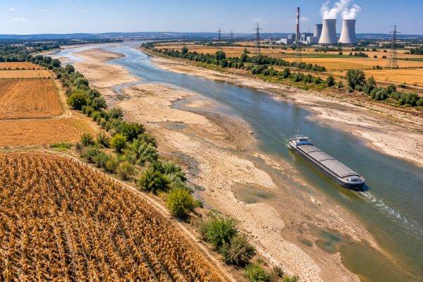 Caniculă și secetă lovesc Europa: pierderi de 180 miliarde euro