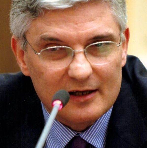 Dăianu: Reducerea taxelor în 2027, o eroare gravă a liderilor politici