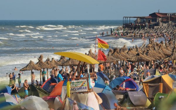 Pompieri mobilizați pe litoral și la munte: 4500 gata de intervenție