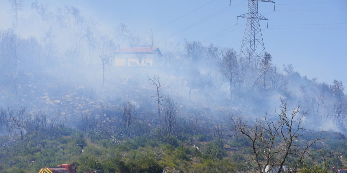 MAE: Niciun român afectat de incendiile din Grecia
