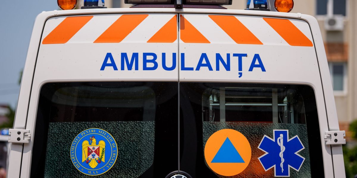 Sociolog: Adevărul despre atacul pe ambulanță: intoxicare liberă