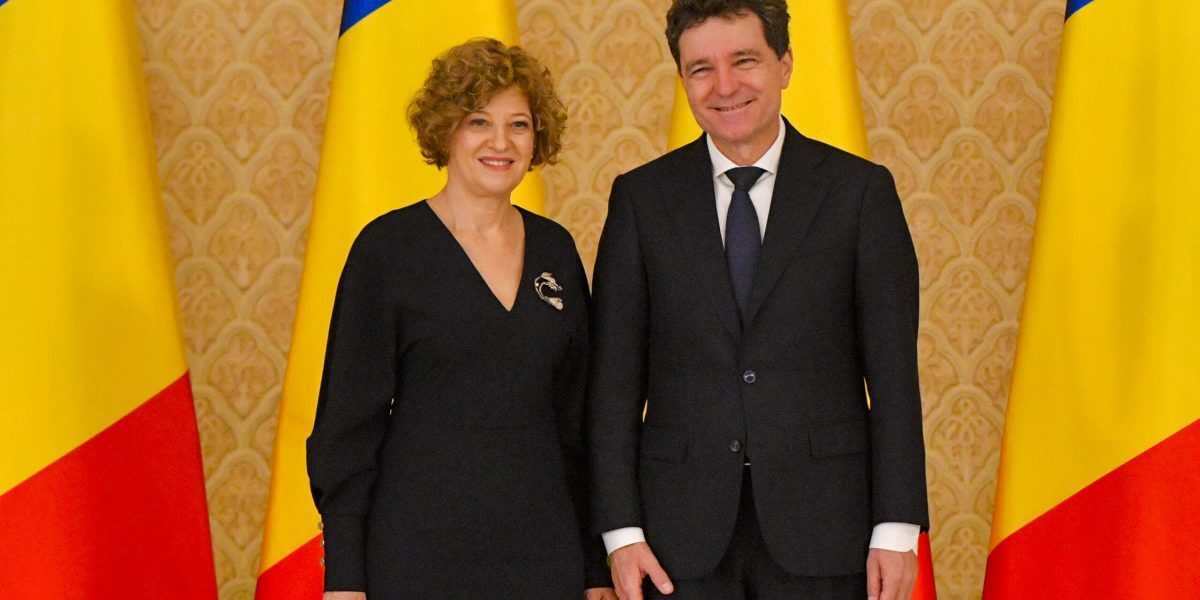 Oana Gheorghiu despre AUR și Nicușor Dan: „Ar face rău țării”