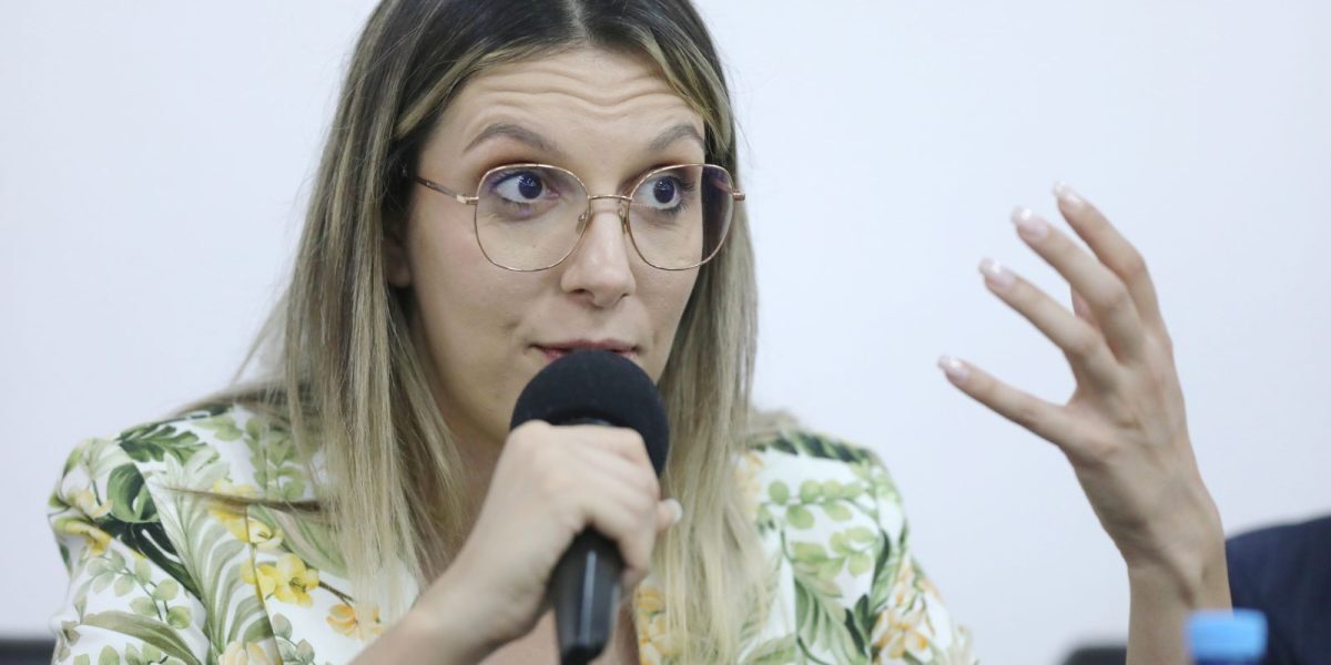 Buzoianu, atac dur la votul pe cărbune: „Soluția crizei nu creează alta”