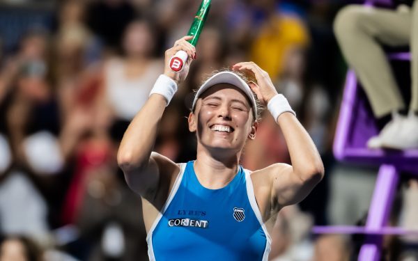 Alexandrova upsets World No. 1 Sabalenka to reach Toronto quarterfinals