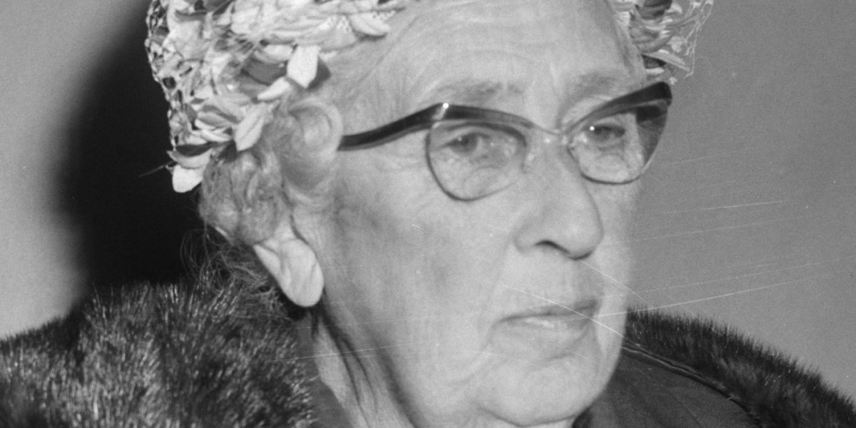 Ce făceau King, Hemingway, Christie înainte de succesul lor istoric