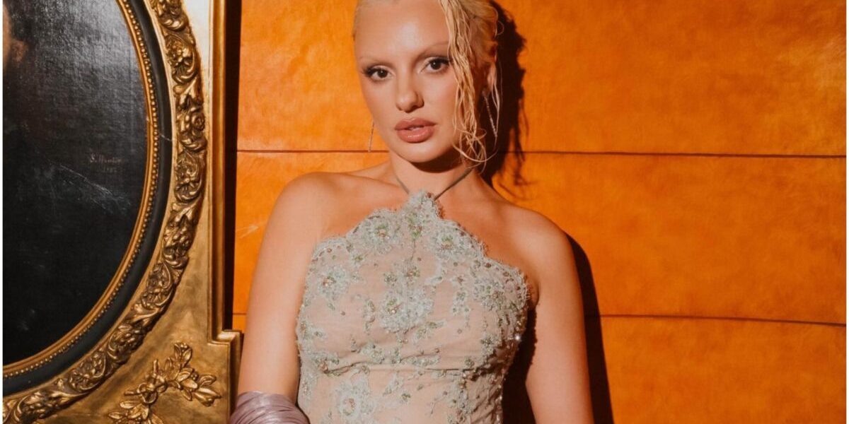 Alexandra Stan, în stare gravă la Terapie Intensivă după naștere