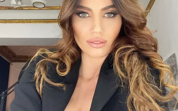 ALINA PUȘCĂU: Imagini cu vedeta după cancer. Declarații șocante