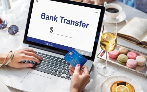 Banca îți blochează banii: ce acte cer pentru proveniența lor