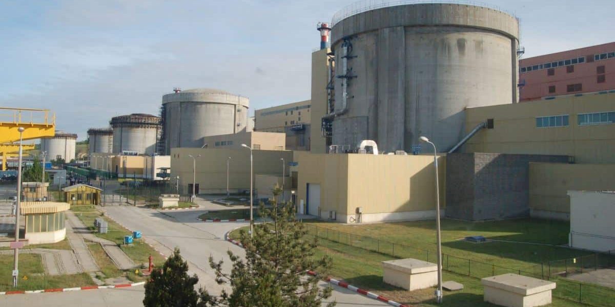 Cernavodă, șoc: Centrala nucleară, deconectată de la rețea. Dunărea, tot mai jos