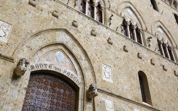 Bogații Italiei: Bănci în război pentru noua generație de milionari
