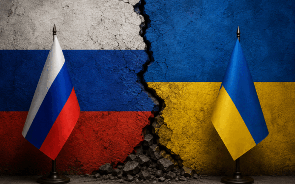 Rusia lovește ținte militare și portuare la Kiev și Odesa
