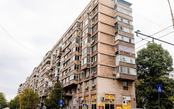 Trafic blocat la Gara de Nord: Witting în șantier.